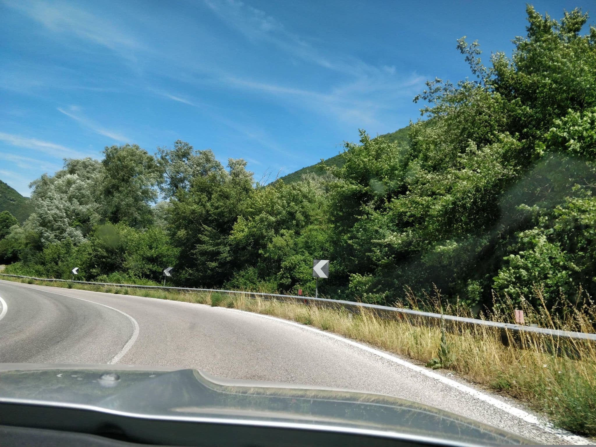 Street view near Casale La Palombara, Campello sul Clitunno — © panbauletto (CC BY-SA · Mapillary)