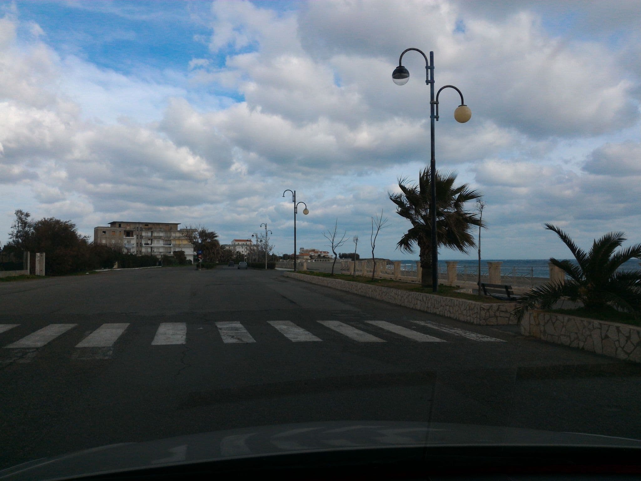 Street view near Hotel Miramare, Cirò Marina — © ingcelsi (CC BY-SA · Mapillary)
