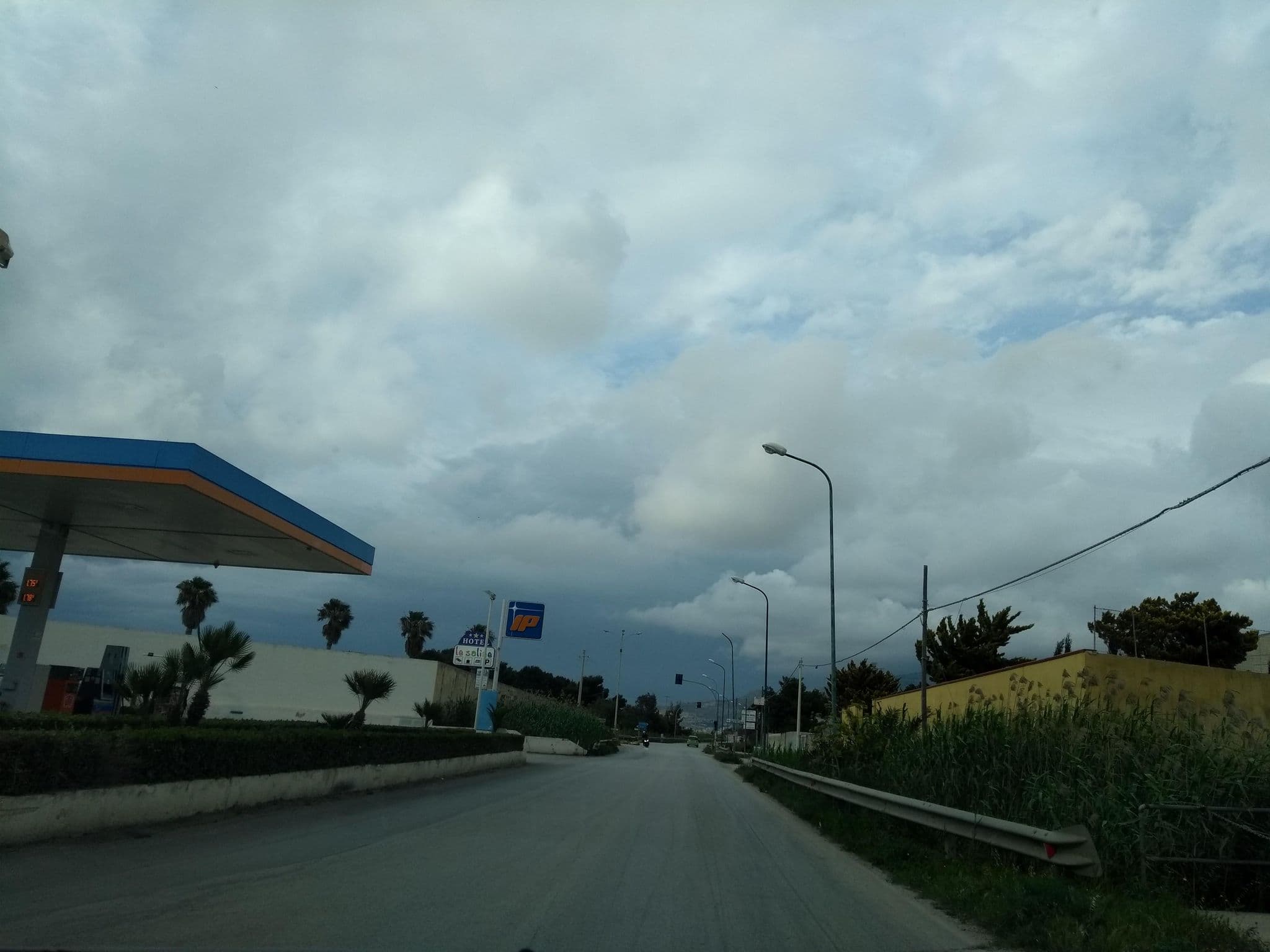 Street view near Le Saline, Paceco — © thetornado76 (CC BY-SA · Mapillary)