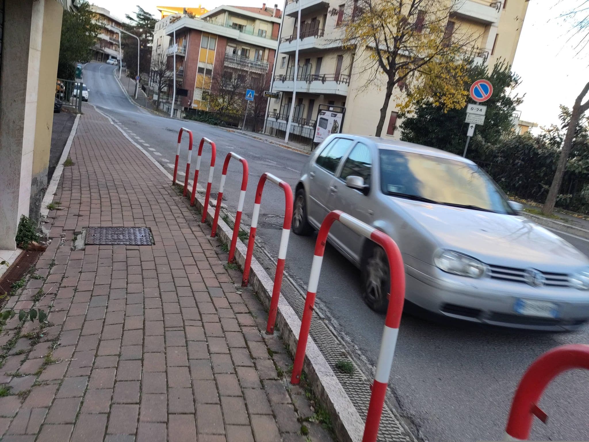 Street view near Albergo Giglio, Chianciano Terme — © marcuscalabresus (CC BY-SA · Mapillary)