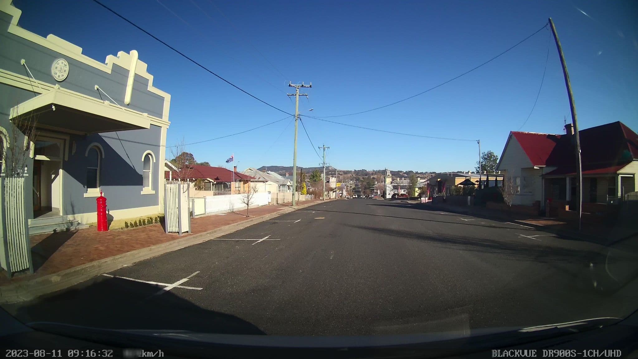 Street view near Old Council Chambers Bed & Breakfast, Tenterfield — © bob3bob3 (CC BY-SA · Mapillary)