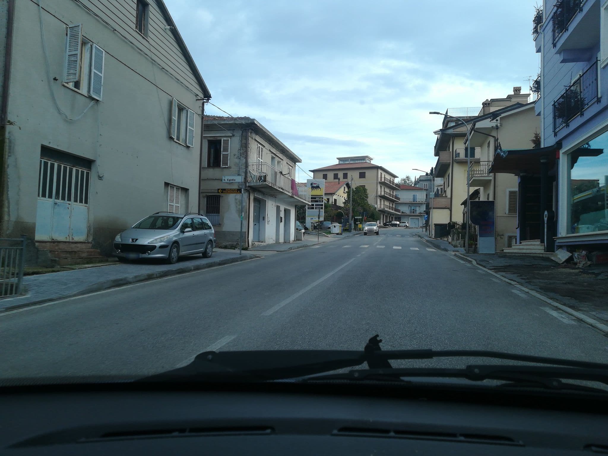 Street view near Hotel La Rosa dei Venti, Monte San Giusto — © jeawrong (CC BY-SA · Mapillary)