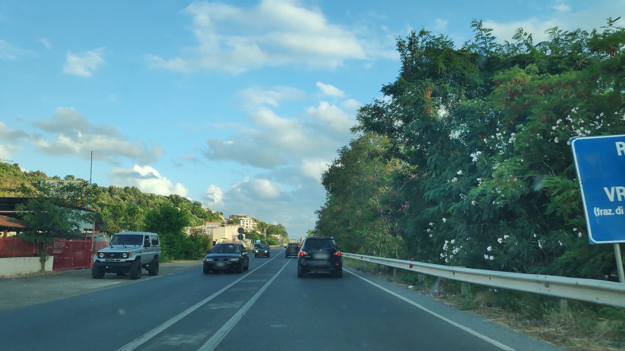 Street view near Vanity B&B, Diamante — © marcuscalabresus (CC BY-SA · Mapillary)