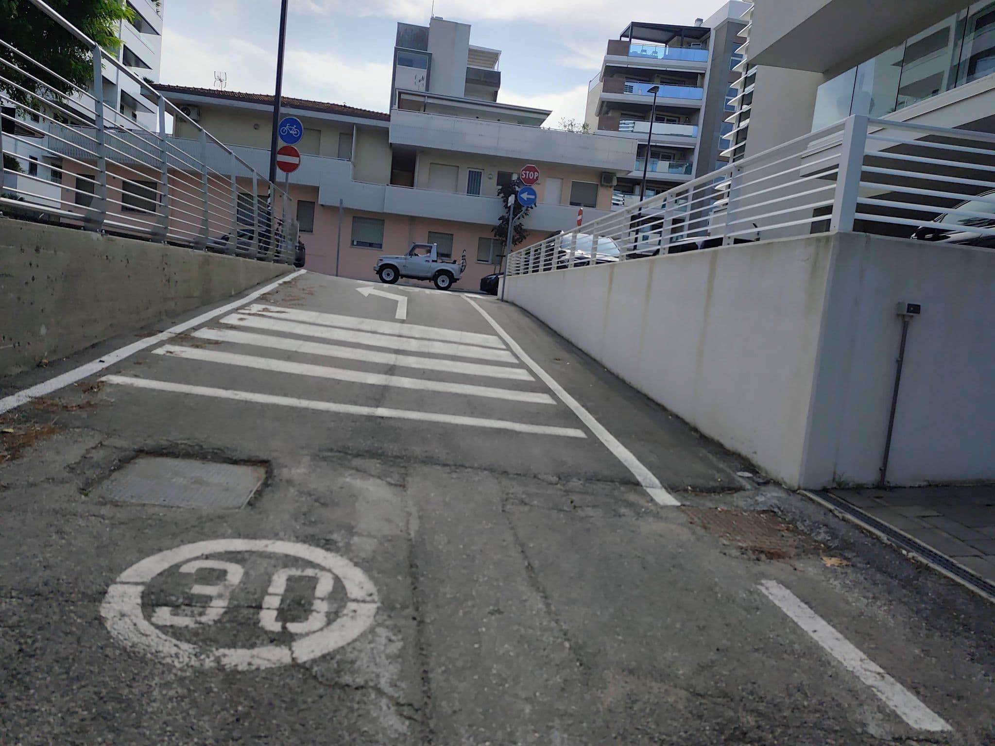 Street view near Hotel Italia Palace, Lignano Sabbiadoro
