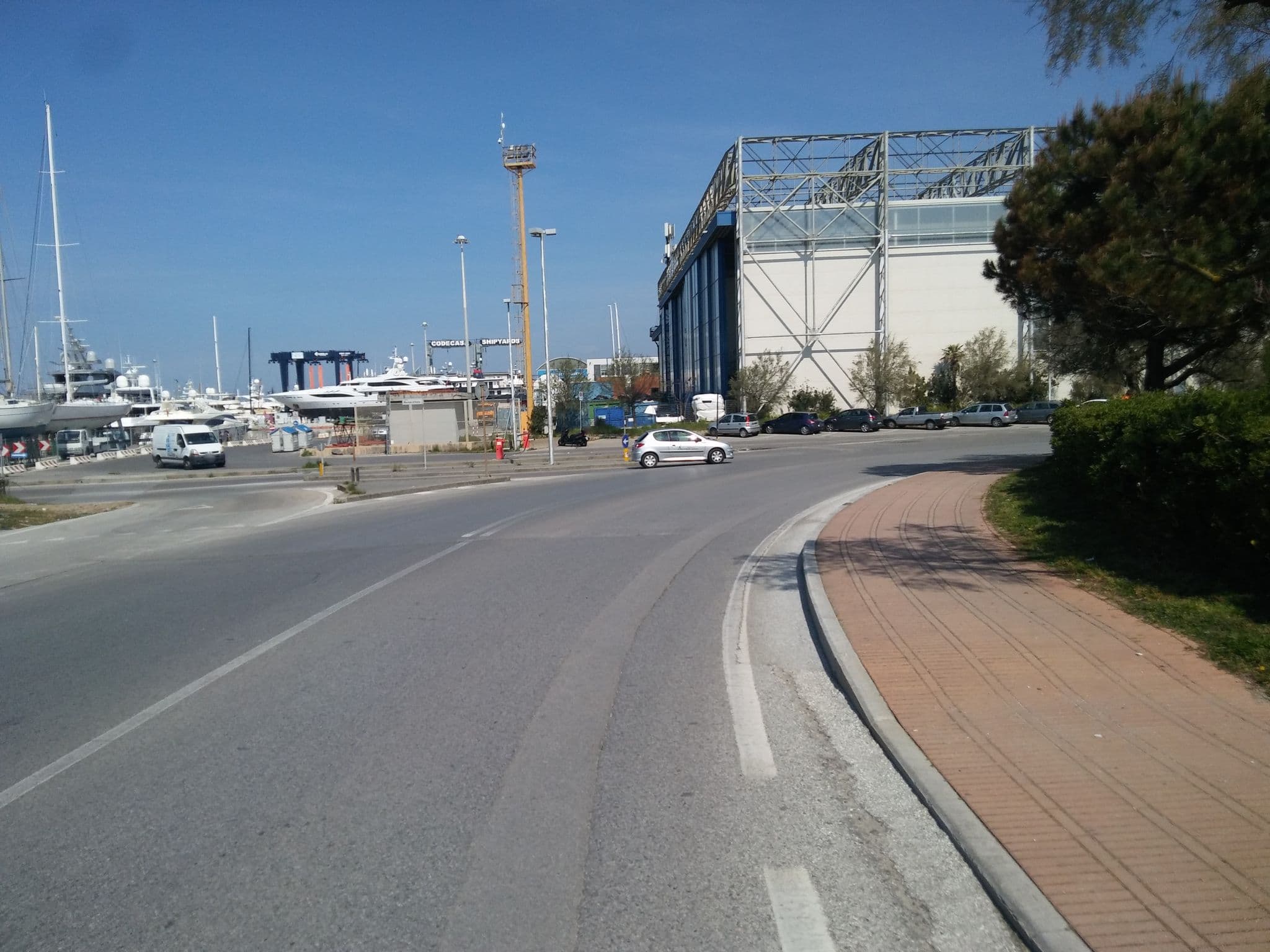 Street view near Sosta camper La Sirenetta, Viareggio — © jerrydrake (CC BY-SA · Mapillary)