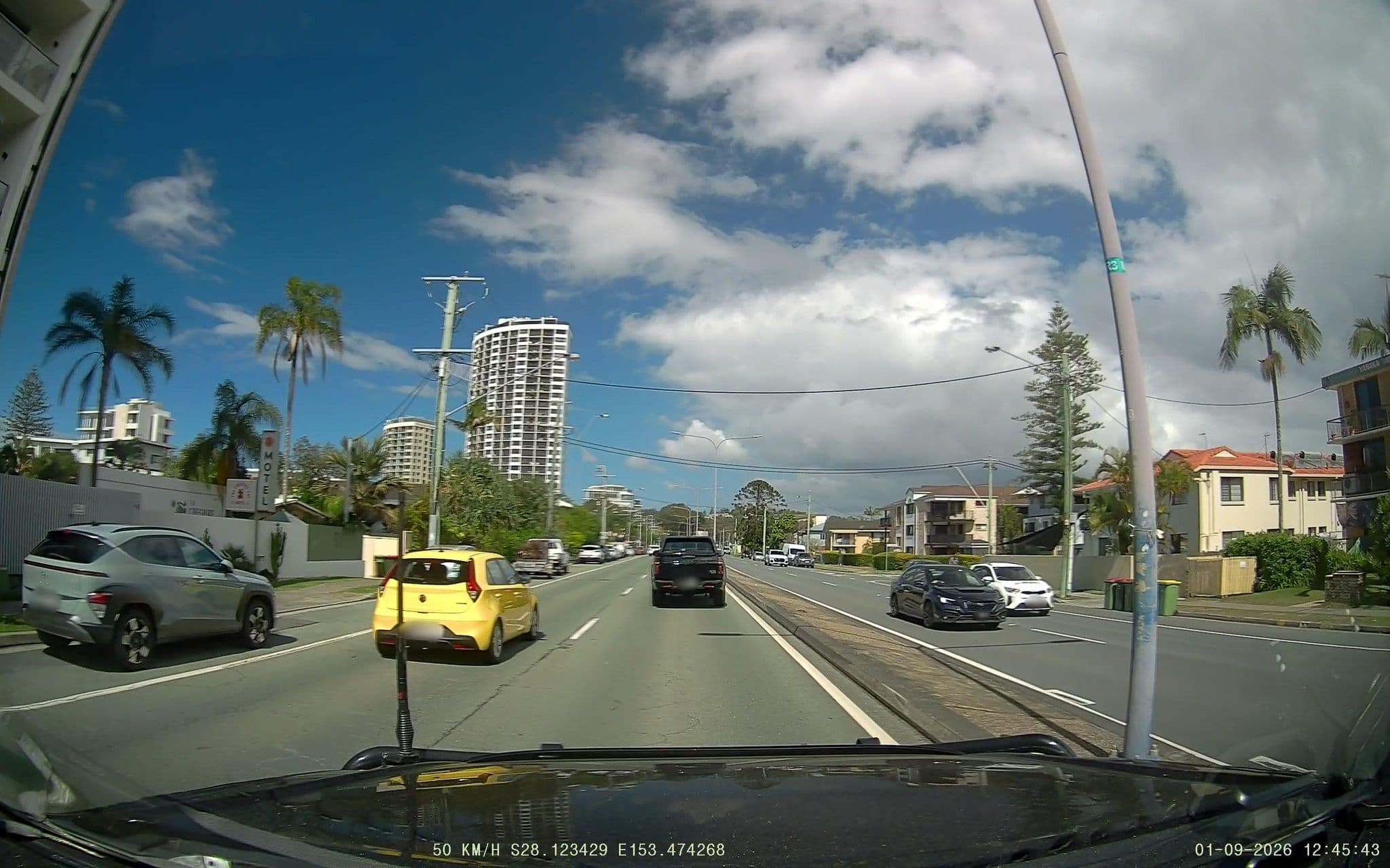 Street view near The Cheshire Cat Motel, Palm Beach โ ยฉ fizzie (CC BY-SA ยท Mapillary)