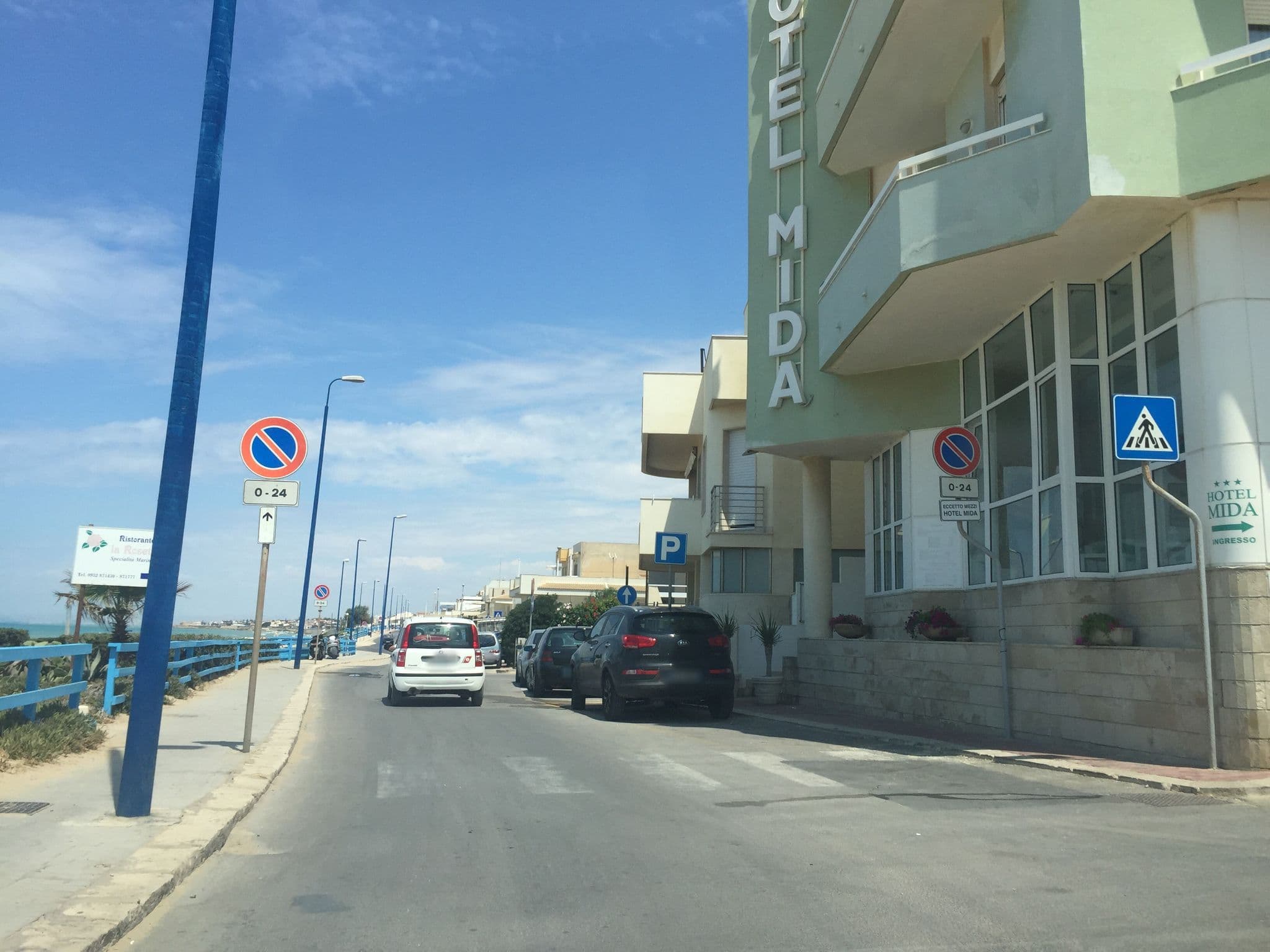 Street view near Hotel Mida, Scoglitti — © nisselson (CC BY-SA · Mapillary)