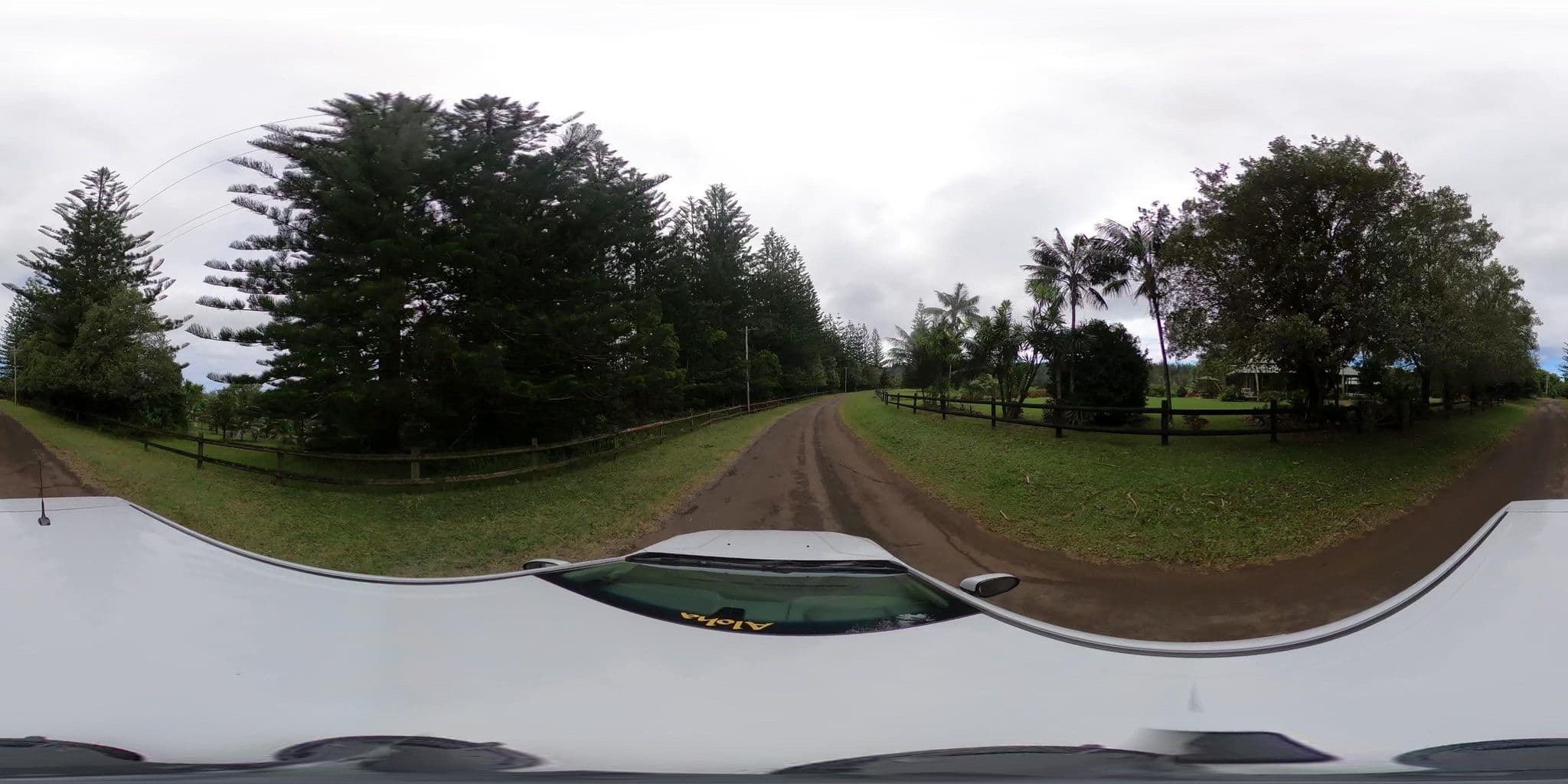 Street view near Hamish's Cottages, Skennars Head — © flashkiwi (CC BY-SA · Mapillary)