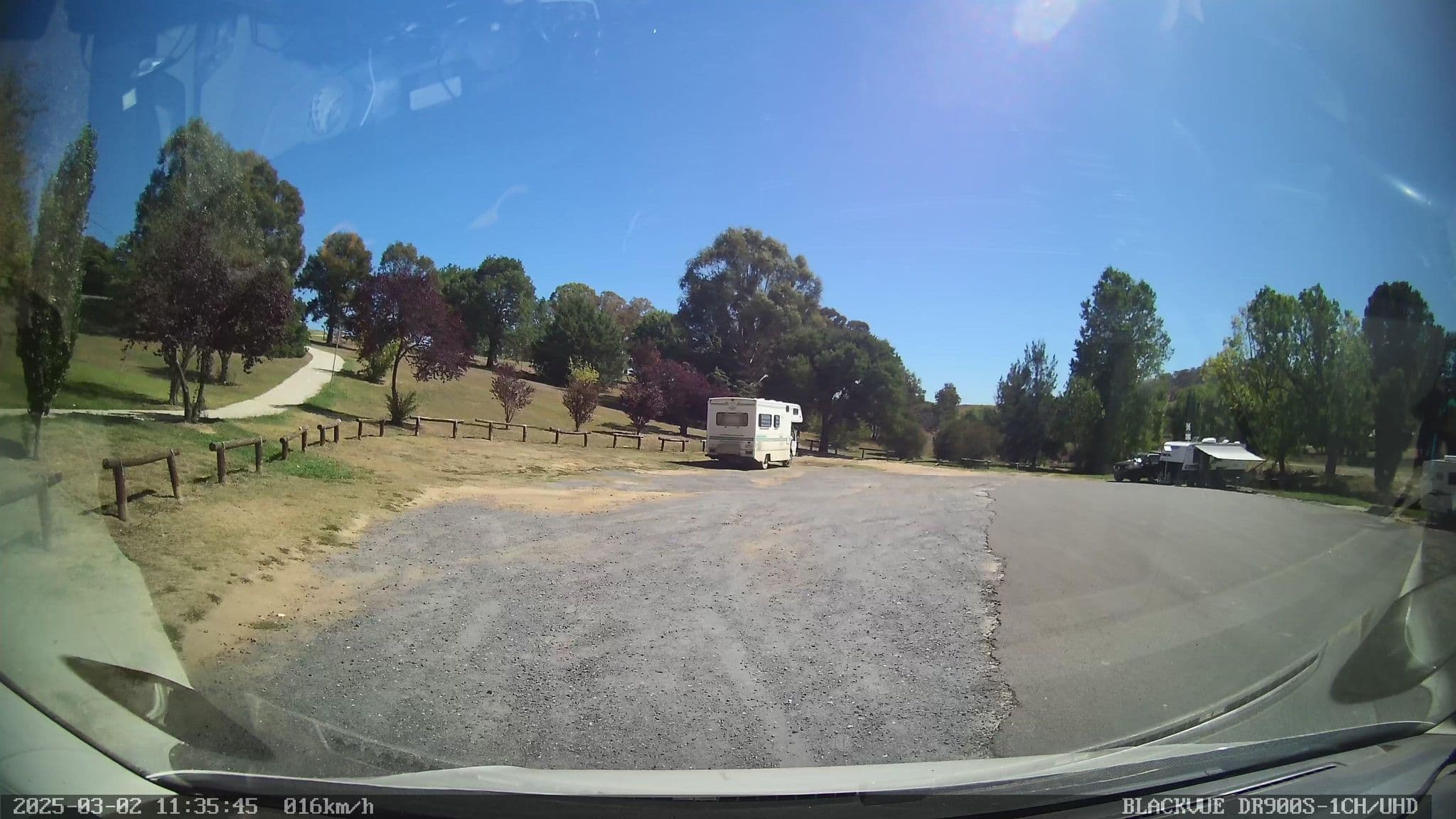 Street view near Barbour Park Free Caravan Park, Gundaroo — © bob3bob3 (CC BY-SA · Mapillary)