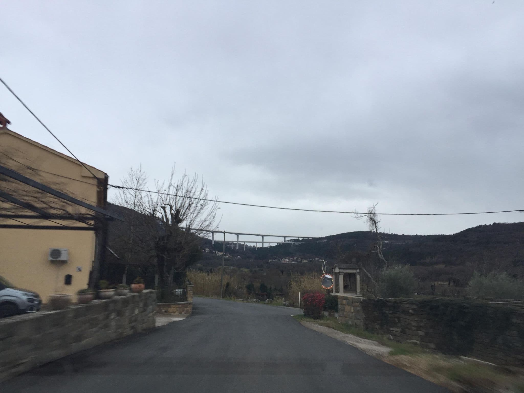 Street view near Pod Kostanji, Dolina — © igorzo (CC BY-SA · Mapillary)