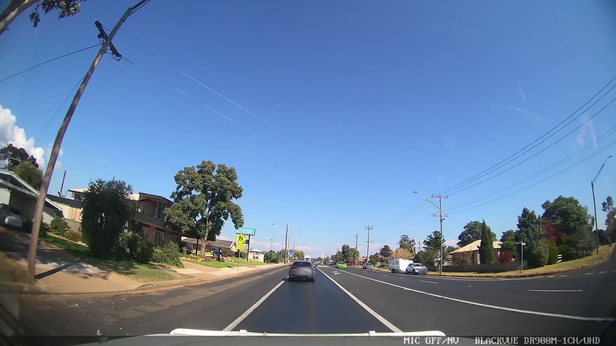 Street view near Akuna Motor Inn & Apartments, Dubbo — © jthnz (CC BY-SA · Mapillary)