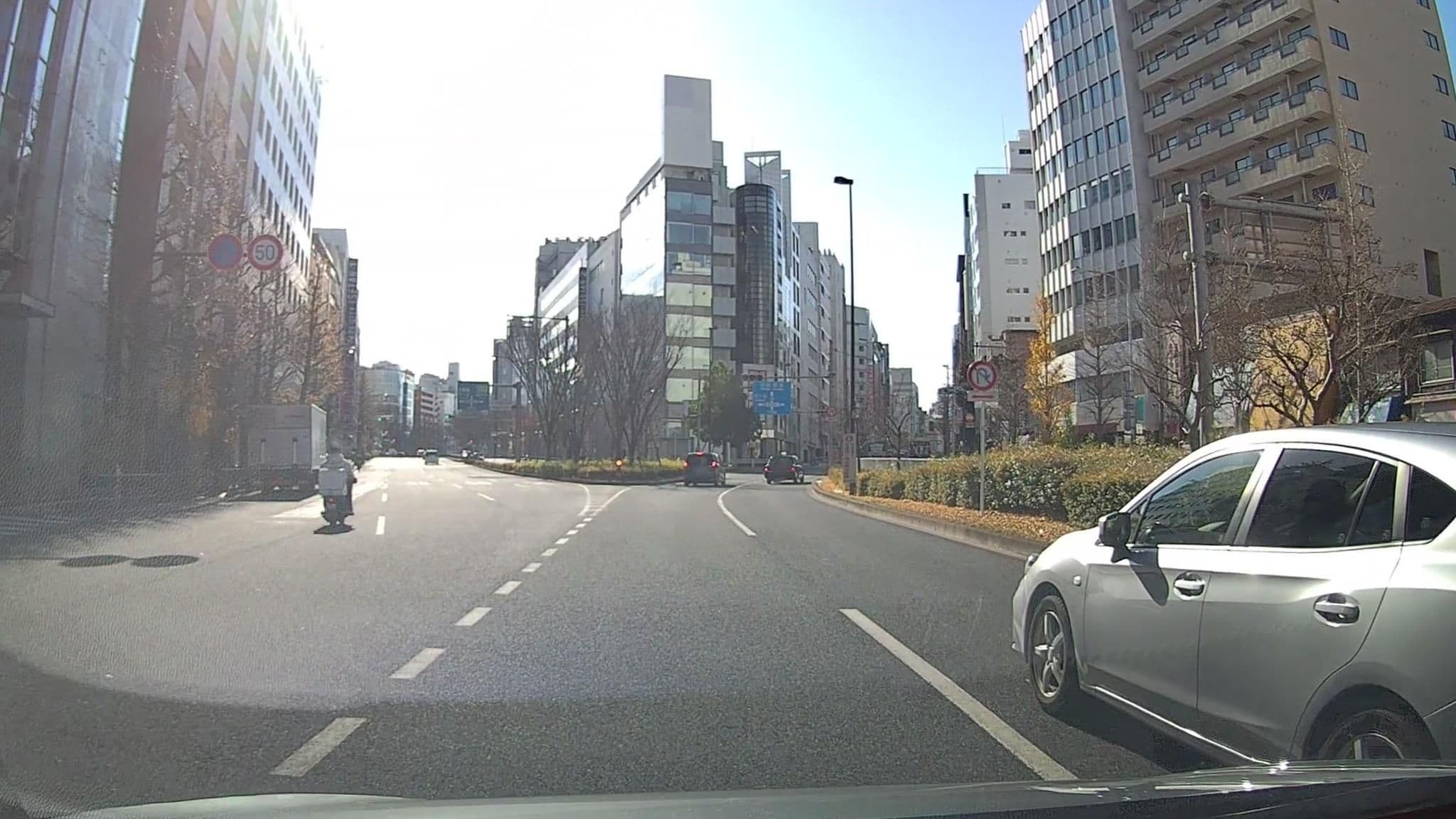 Street view near Shinjuku Sunlite Hotel, Shinjuku — © mzaki (CC BY-SA · Mapillary)
