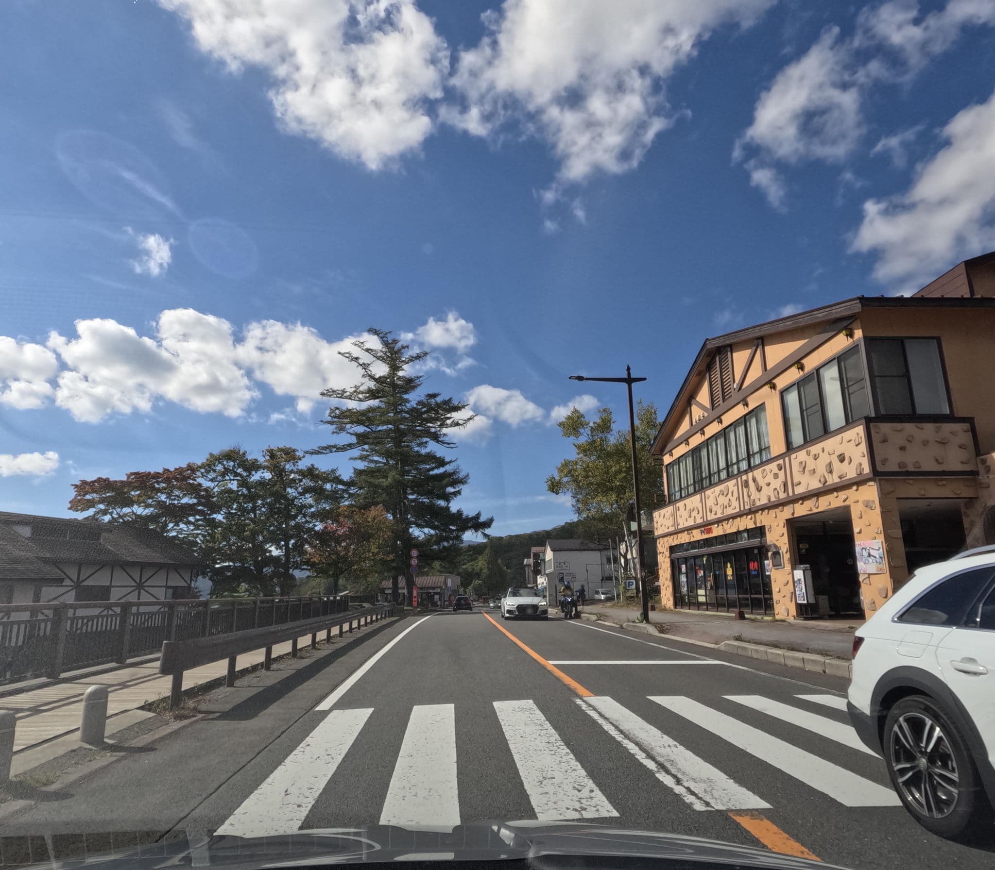 Street view near Kojo-en, Nikkō — © rsnaru (CC BY-SA · Mapillary)