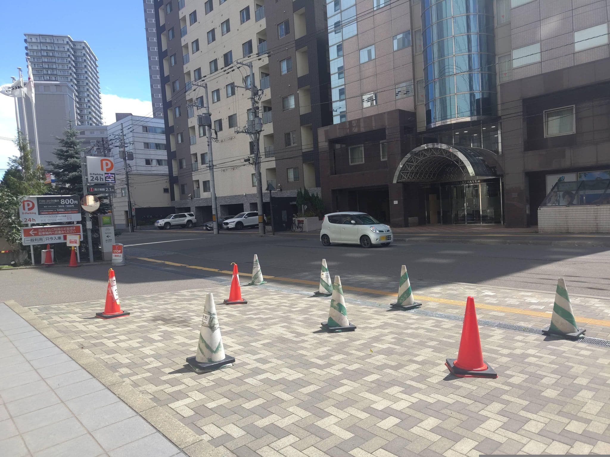 Street view near ホテル翔SAPPORO, Sapporo — © komali2 (CC BY-SA · Mapillary)