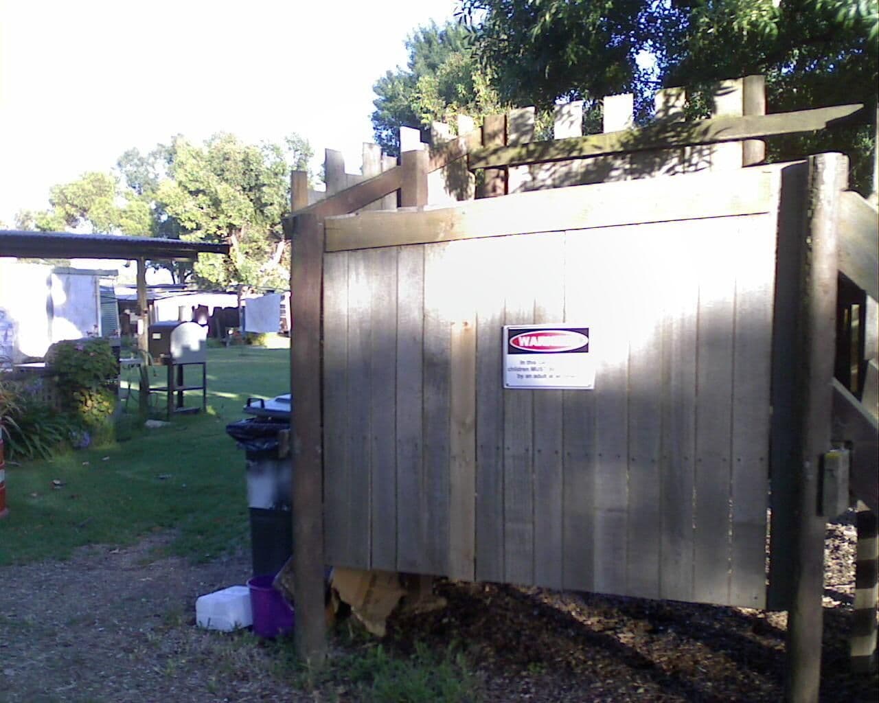 Street view near Lake Bolac Caravan Park, Mortlake — © bob3bob3 (CC BY-SA · Mapillary)