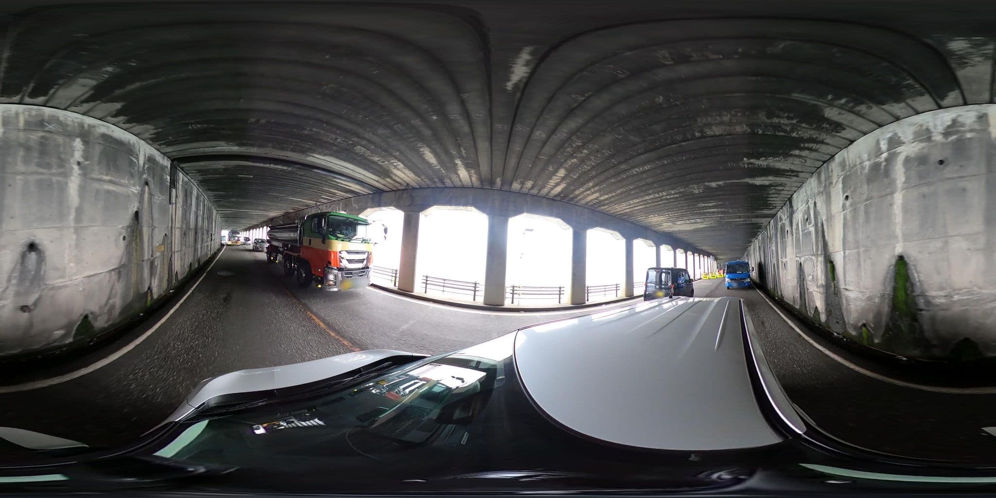 Street view near Oyashirazu Exchange Center - Marutanbo 親不知交流センター まるたん坊, Itoigawa — © flashkiwi (CC BY-SA · Mapillary)