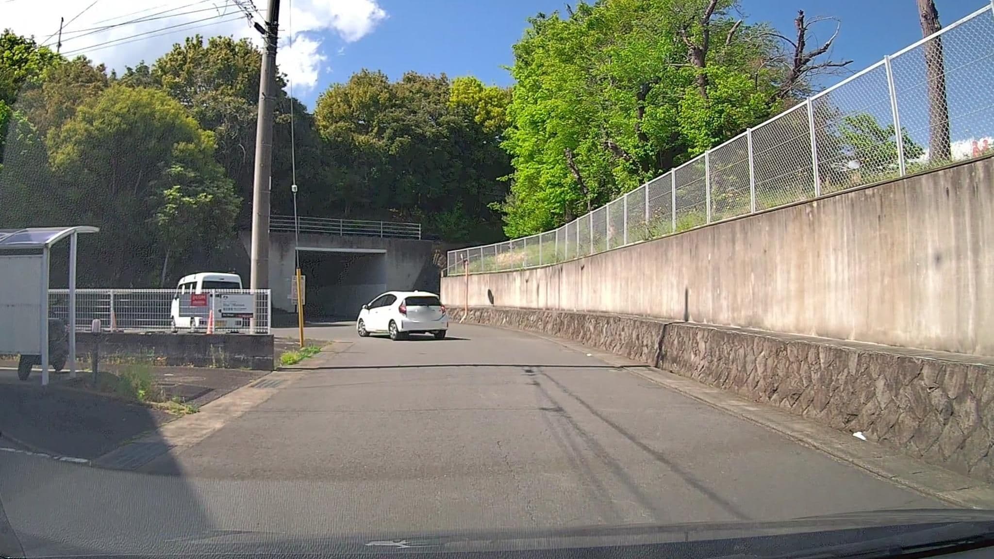 Street view near ラポワール2, Isehara — © mzaki (CC BY-SA · Mapillary)