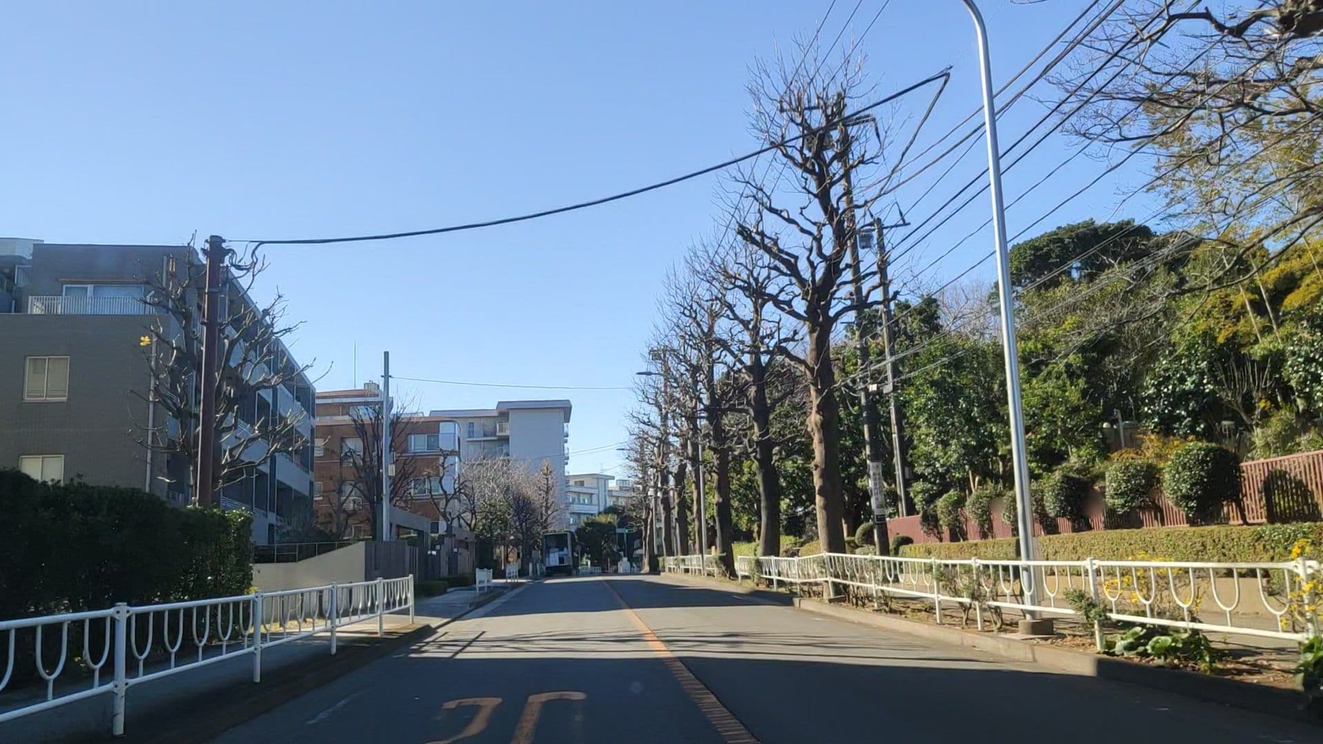Street view near コンフォール滝之上4号棟, Negishichō — © drivephotograph (CC BY-SA · Mapillary)