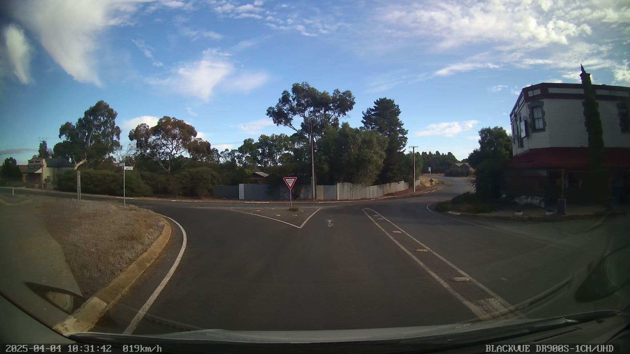 Street view near Bon Accord Hotel, Burra — © bob3bob3 (CC BY-SA · Mapillary)