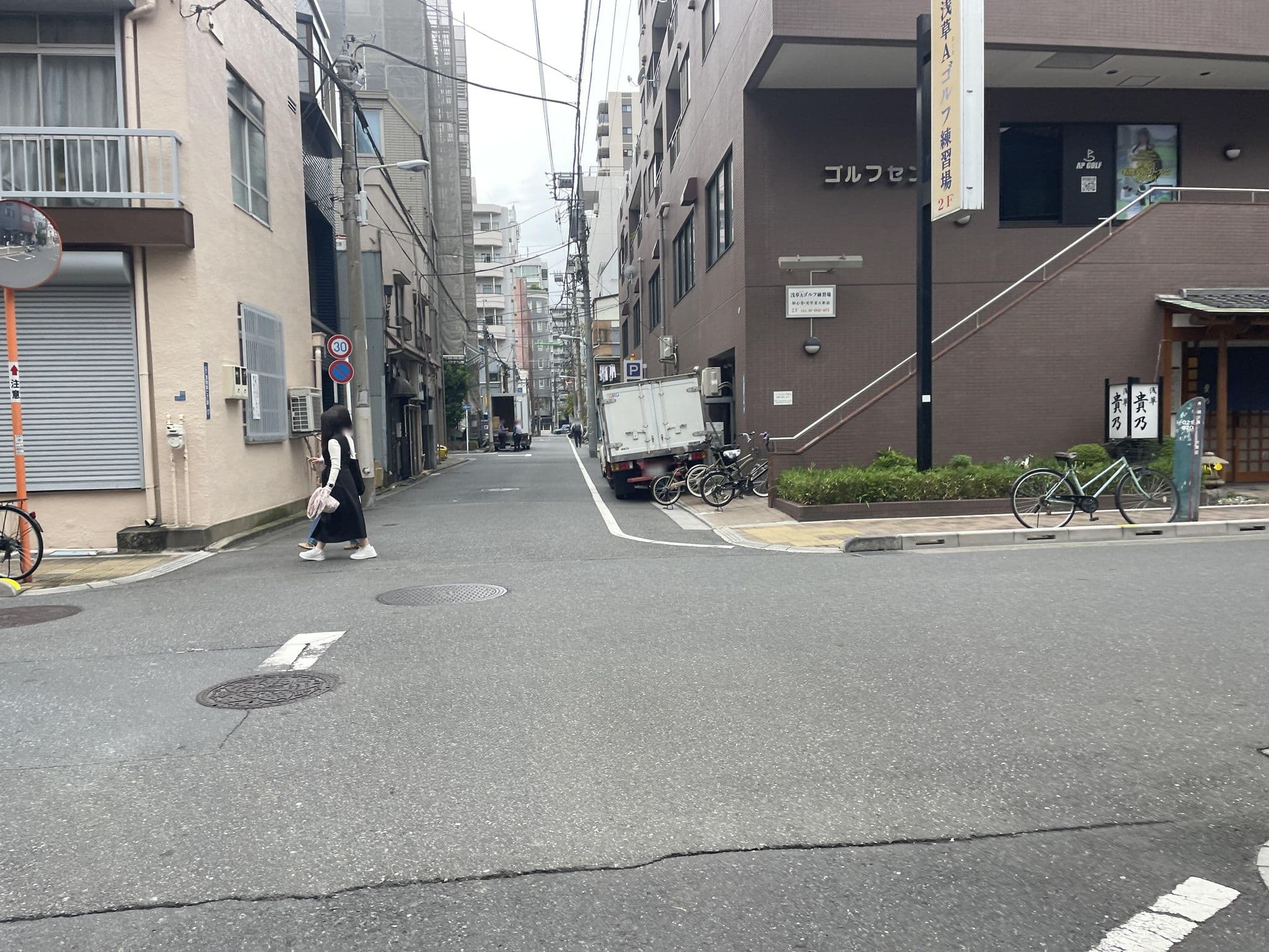 Street view near plat hostel keikyu asakusa station, Asakusa — © musashino5 (CC BY-SA · Mapillary)