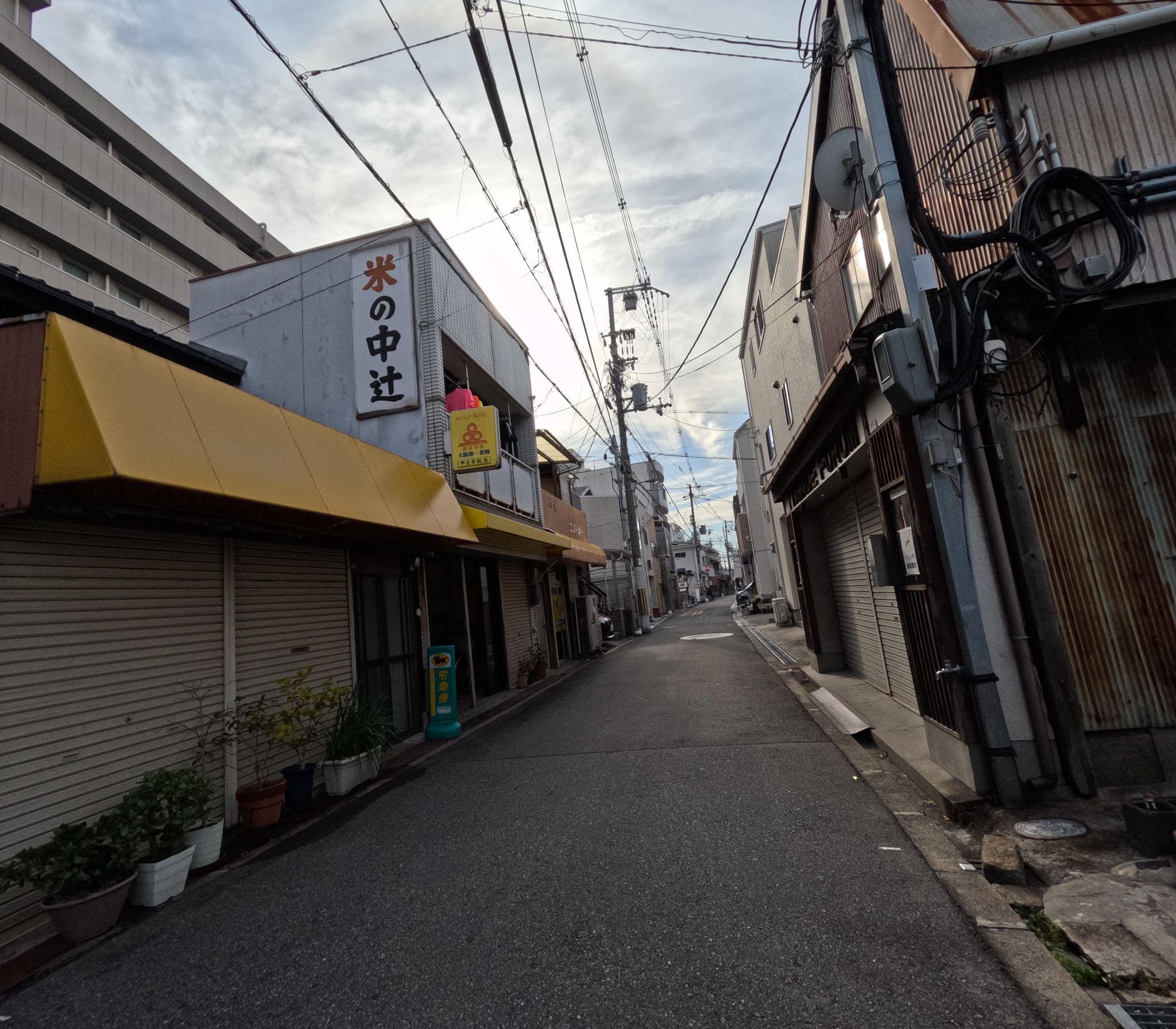 Street view near BANDE HOTEL OSAKA, Tsumori — © okadatsuneo (CC BY-SA · Mapillary)
