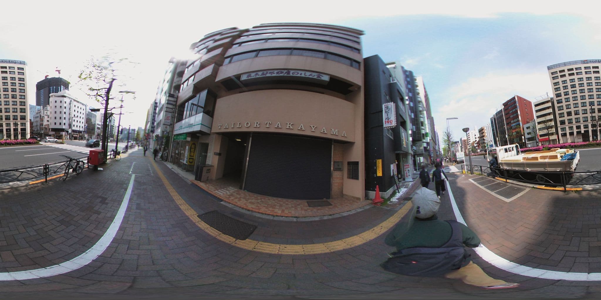 Street view near Hotel Keihan, Ichigaya-honmurachō — © mura (CC BY-SA · Mapillary)