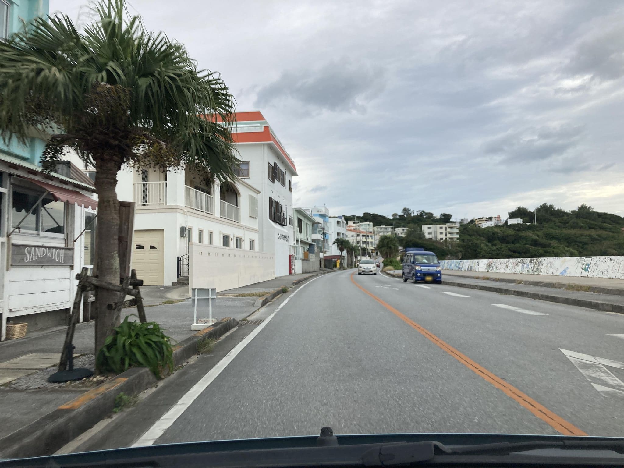 Street view near Route 6 Inn, Yomitan — © pika_sky (CC BY-SA · Mapillary)
