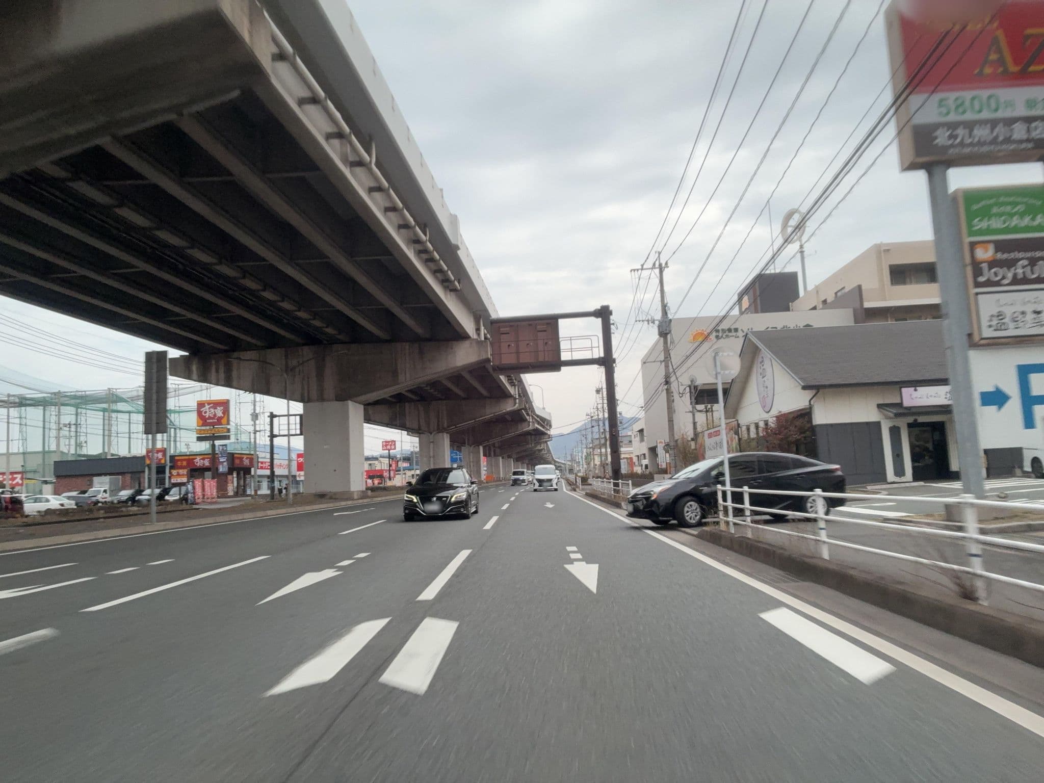 Street view near ホテルAZ, Kitakyushu — © zsrtrgh (CC BY-SA · Mapillary)