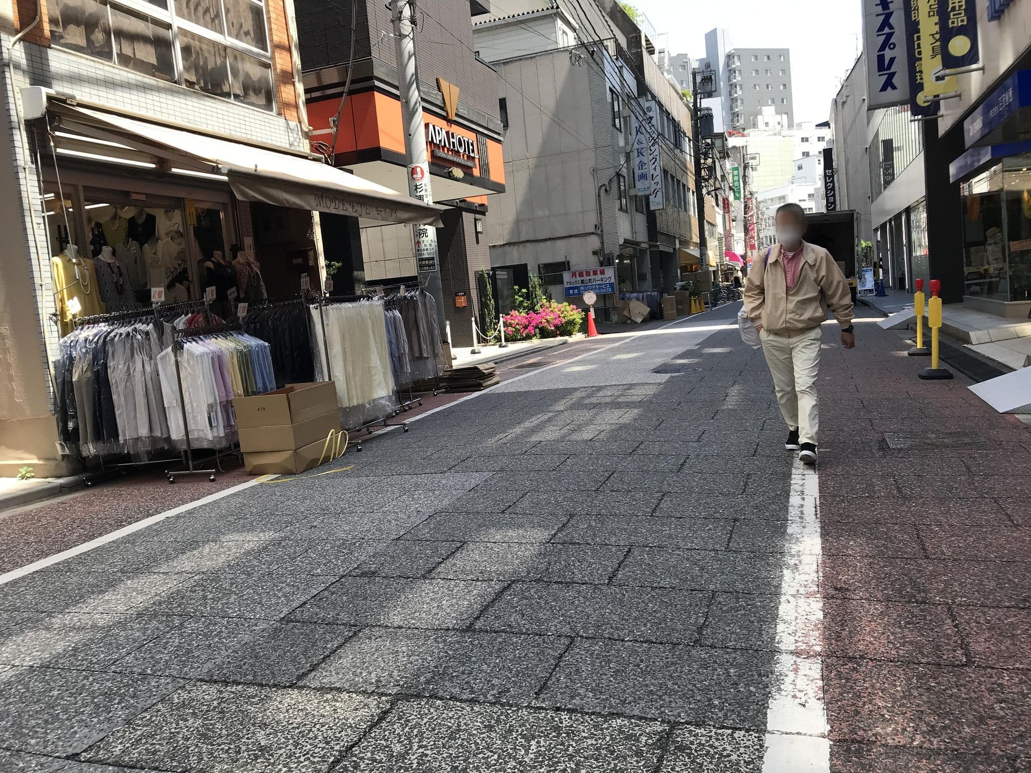Street view near Apa Hotel Nihombashi Bakuroyokoyama Ekimae, Nihonbashi-bakurochō — © musashino5 (CC BY-SA · Mapillary)