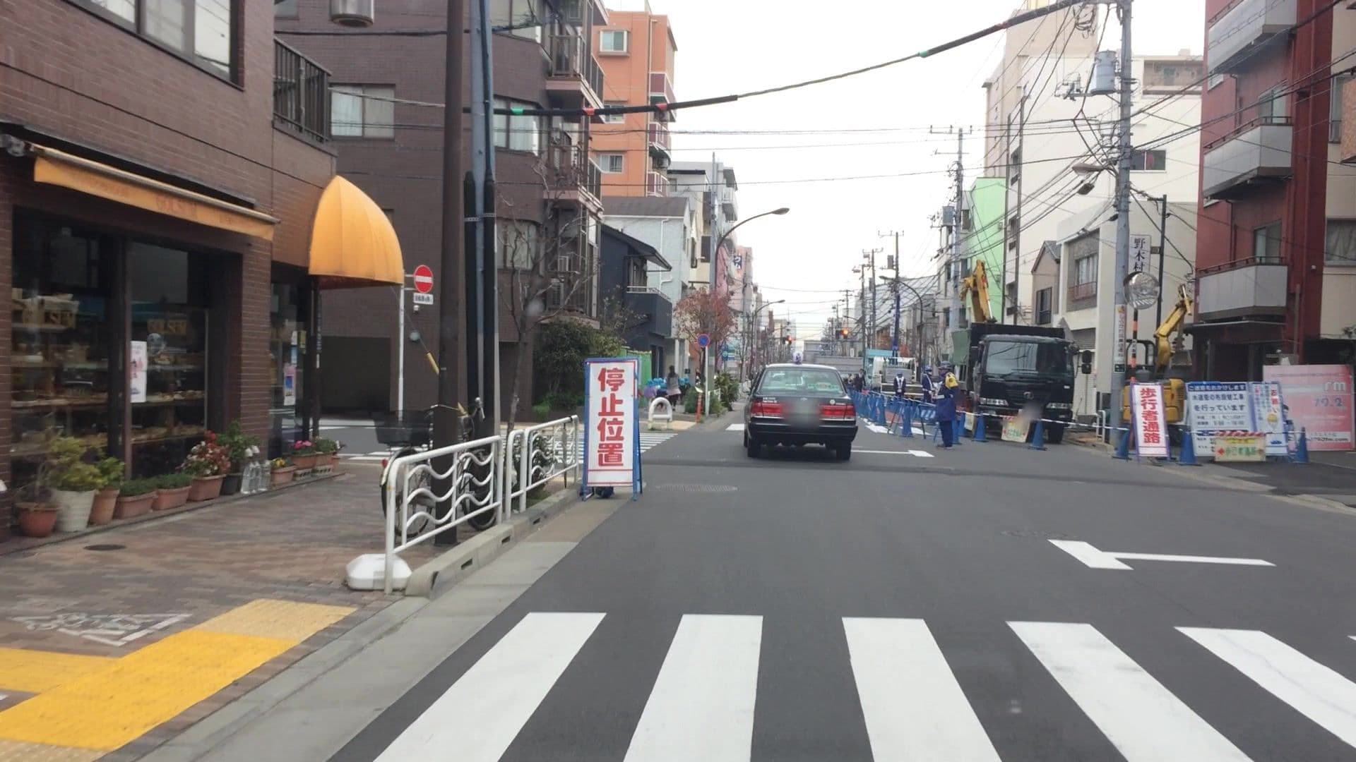 Street view near Cocono Hotel, Monzen-nakachō — © lvl5 (CC BY-SA · Mapillary)