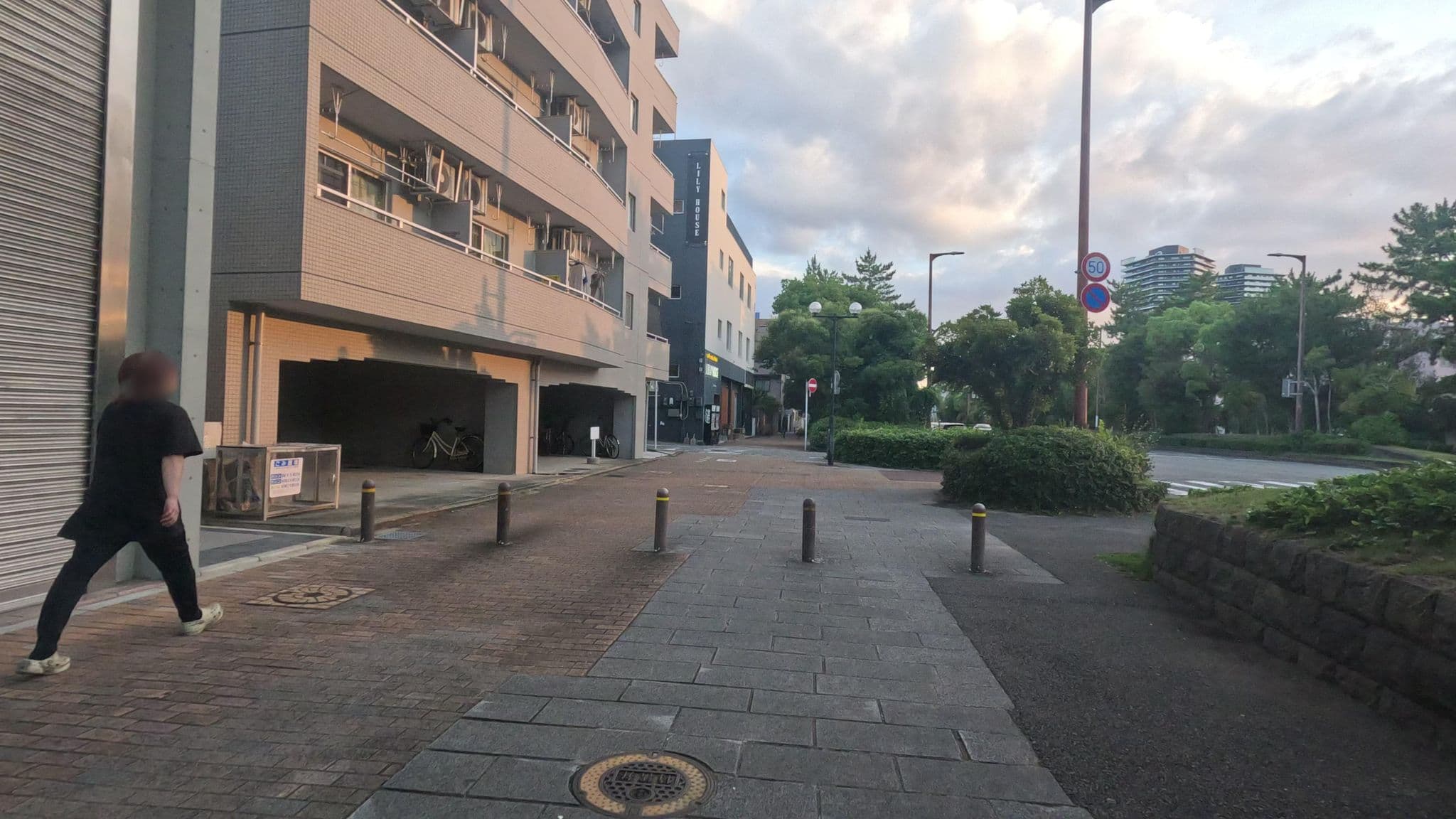 Street view near LILY HOUSE, Fukuoka — © alt9800 (CC BY-SA · Mapillary)
