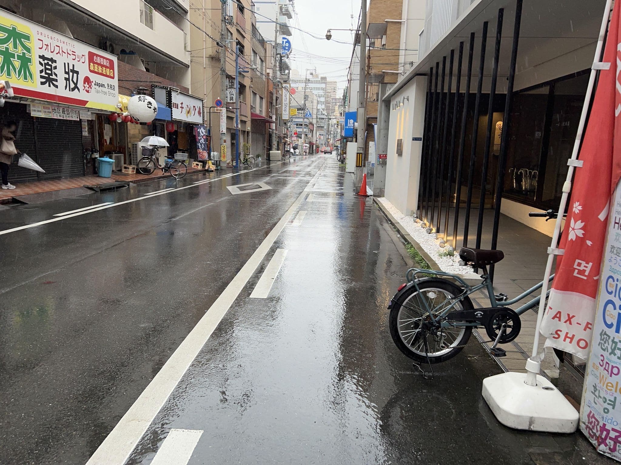 Street view near Wayfarer Shinsaibashi, Ajiharacho — © Satsuka_Osaka (CC BY-SA · Mapillary)