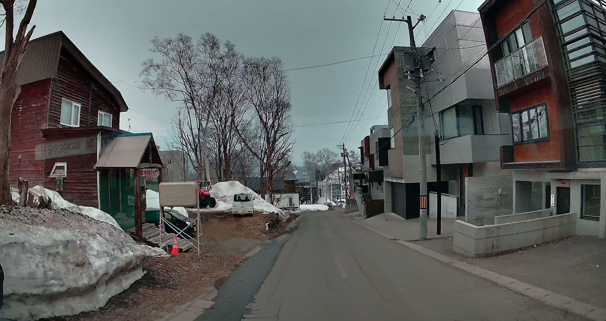 Street view near Toshokan, Kutchan