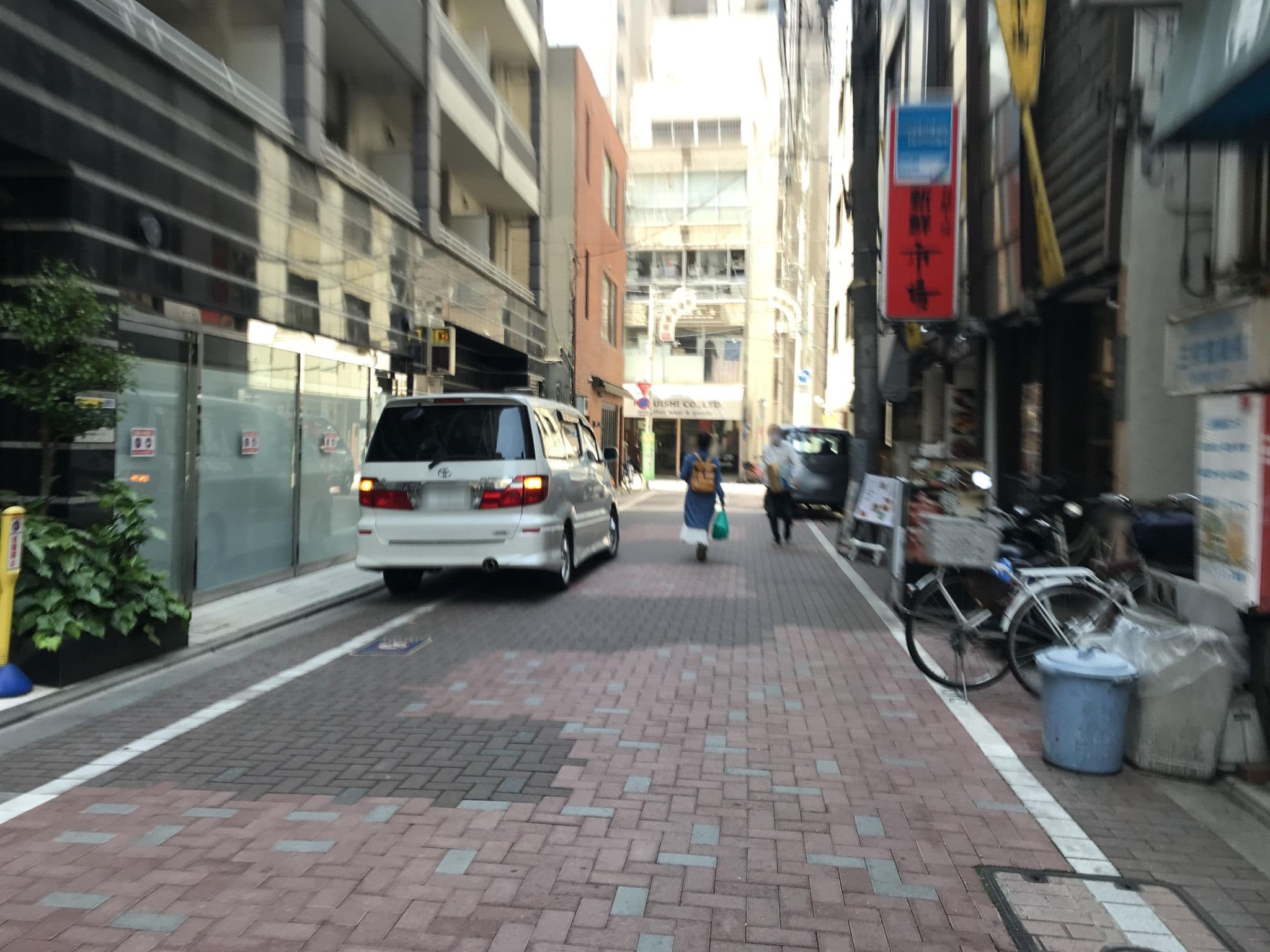 Street view near Tokyo Guesthouse HIVE, Nihonbashi-bakurochō — © musashino5 (CC BY-SA · Mapillary)