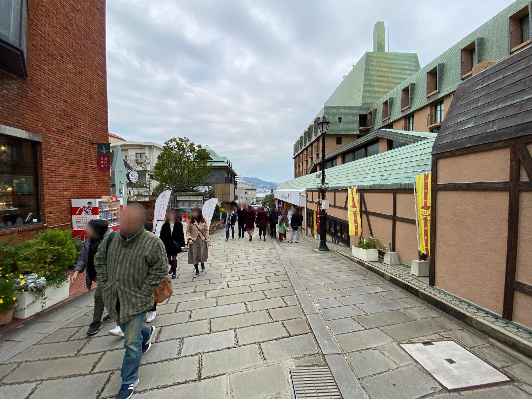 Street view near ANAクラウンプラザホテル長崎グラバーヒル, Nagasaki — © tometome (CC BY-SA · Mapillary)