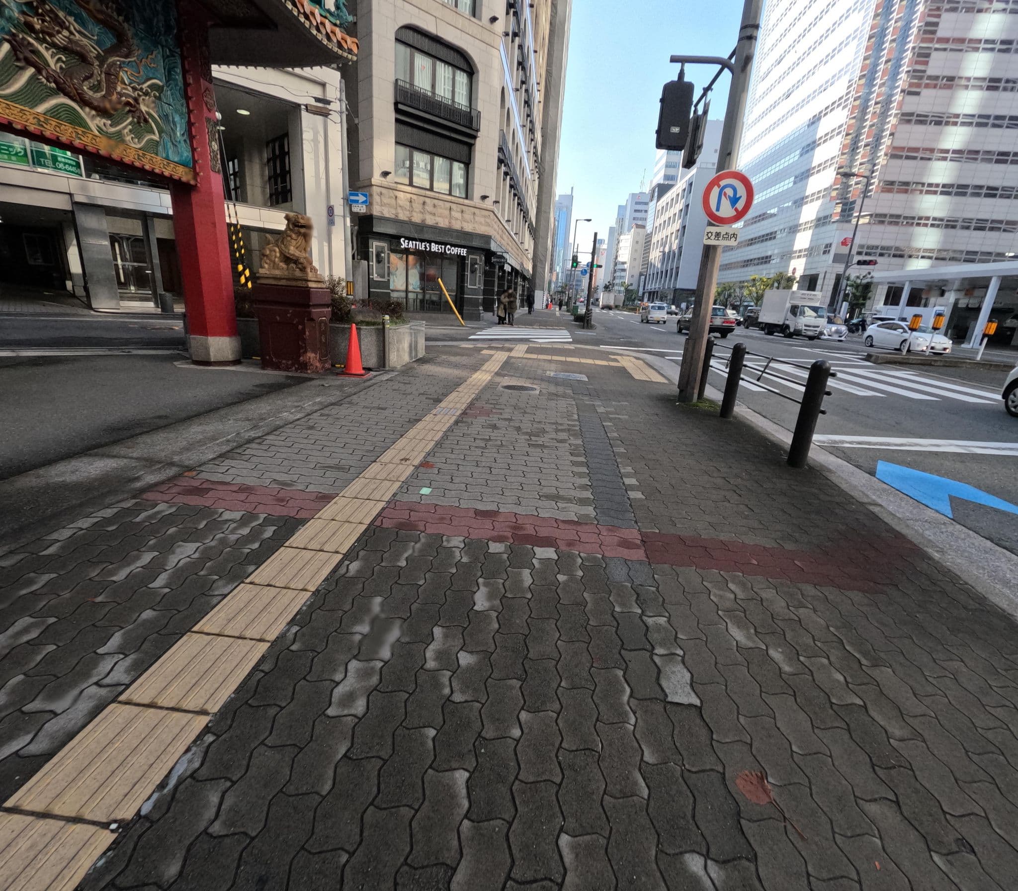 Street view near Welina Hotel Premier 中之島 East, Osaka — © okadatsuneo (CC BY-SA · Mapillary)
