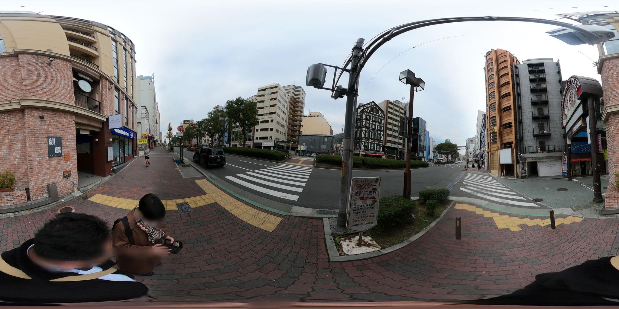 Street view near ホテルSUI神戸三宮, Kobe — © loglogy (CC BY-SA · Mapillary)