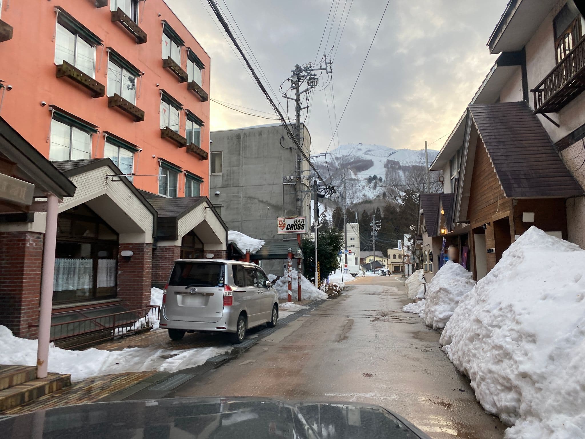 Street view near Hotel Weisser Hof Happei, Hakuba — © akimasa (CC BY-SA · Mapillary)