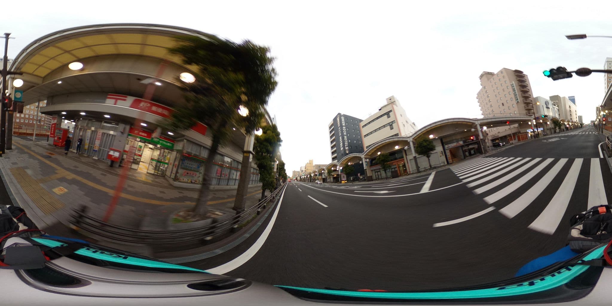 Street view near Iwakuni Plaza Hotel, Iwakuni — © nmaruichi (CC BY-SA · Mapillary)