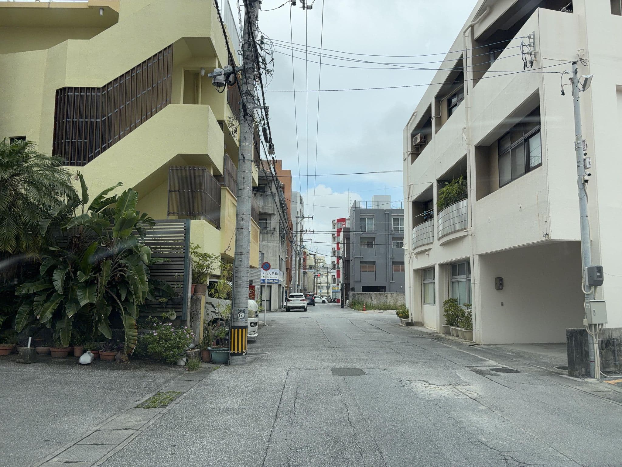 Street view near HOTEL PRECIA, Naha — © Kamikou (CC BY-SA · Mapillary)