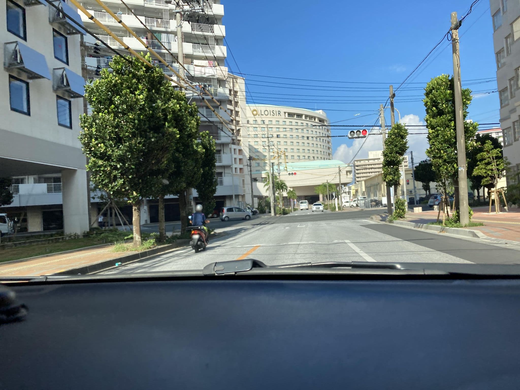 Street view near Rembrandt Style NAHA, Naha — © pika_sky (CC BY-SA · Mapillary)