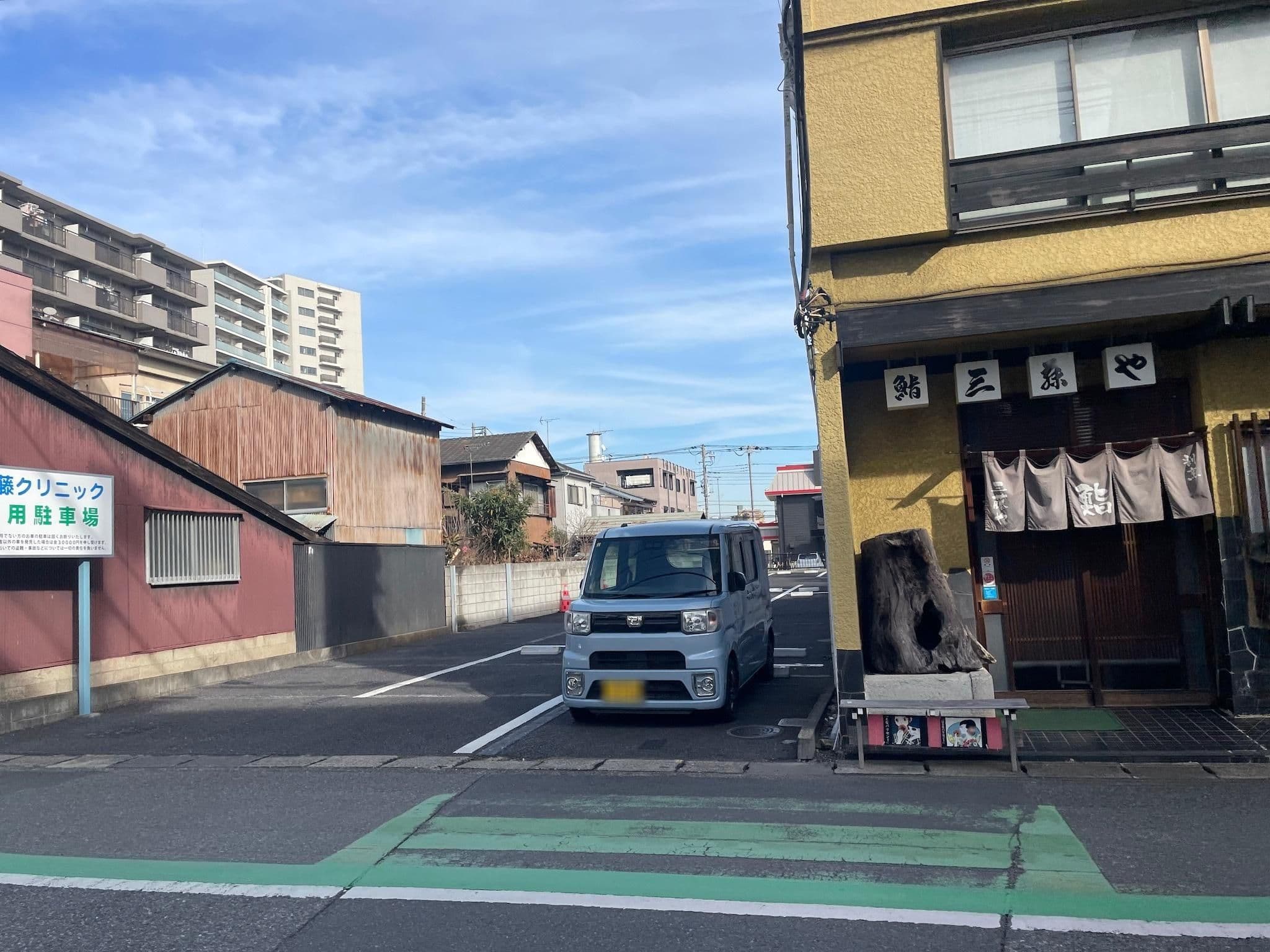 Street view near ウィークリーホテル朋泉II, Sōka — © musashino5 (CC BY-SA · Mapillary)