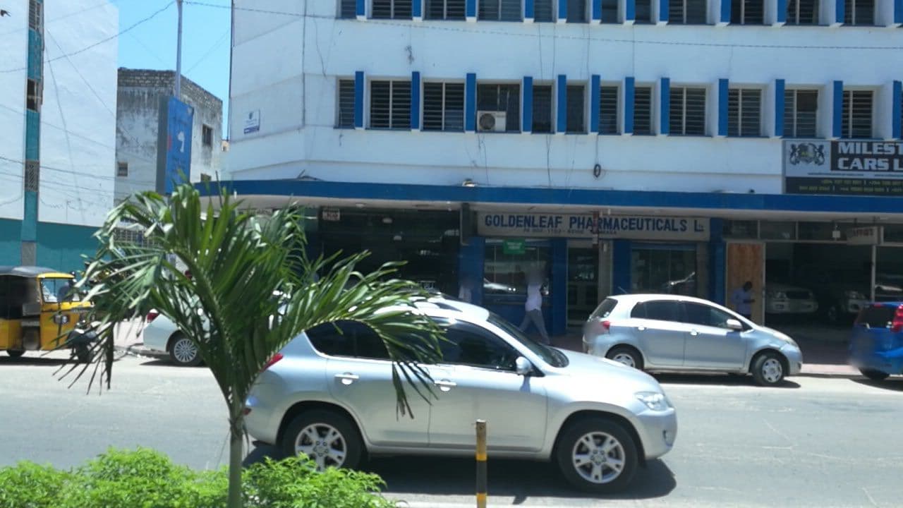 Street view near Mapembeni Global Dishes Cafe, Mombasa — © lga (CC BY-SA · Mapillary)