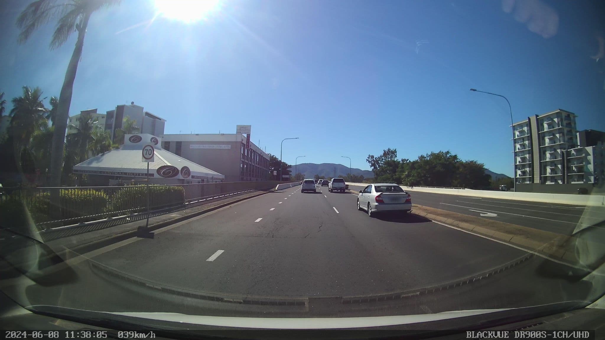 Street view near Rockhampton Riverside Central Hotel, Rockhampton — © bob3bob3 (CC BY-SA · Mapillary)