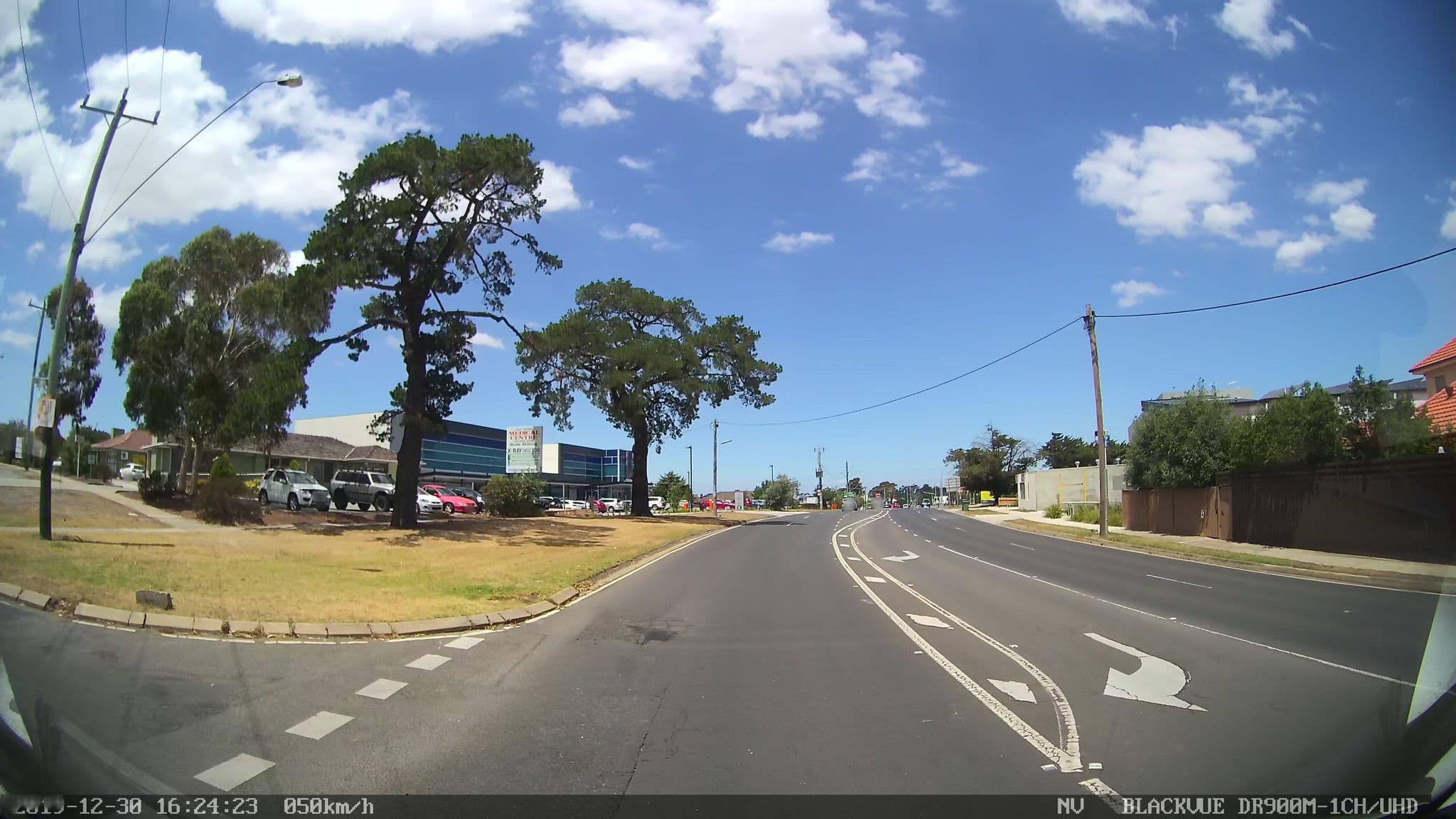 Street view near Sunbury Motor Inn, Sunbury — © scottsarah (CC BY-SA · Mapillary)