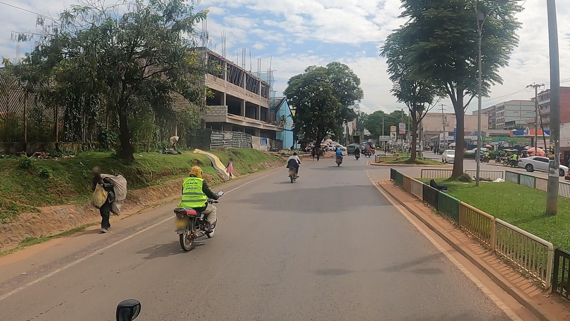 Street view near H-Q Pub, Kakamega — © wambulwaw (CC BY-SA · Mapillary)