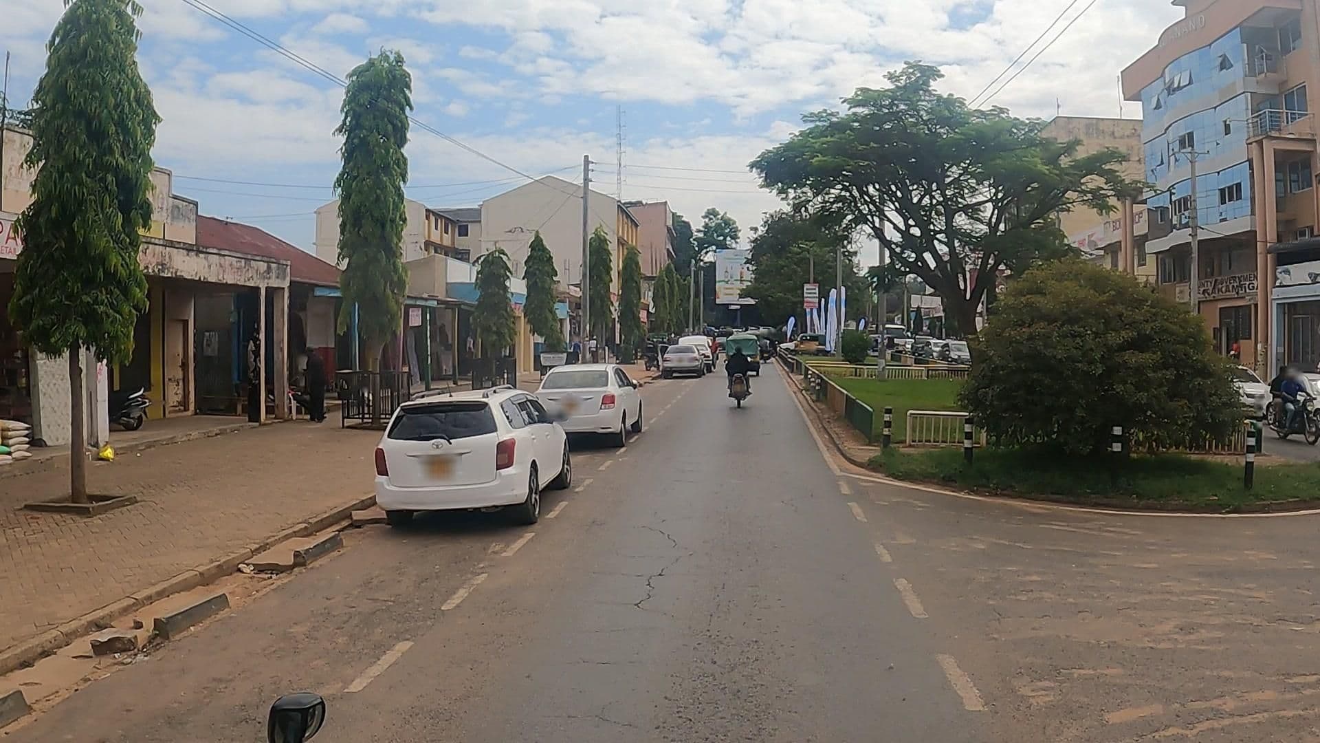 Street view near Amazon Hotel, Kakamega — © wambulwaw (CC BY-SA · Mapillary)