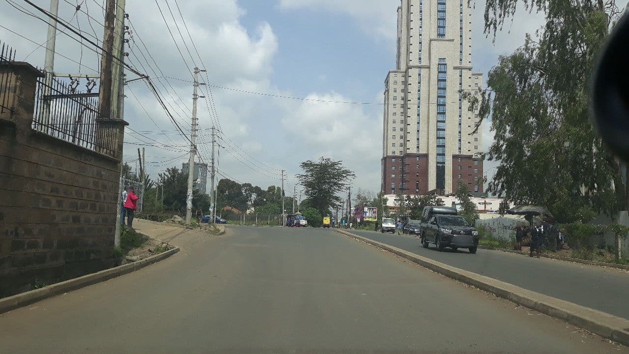 Street view near Elgon Place, Nairobi