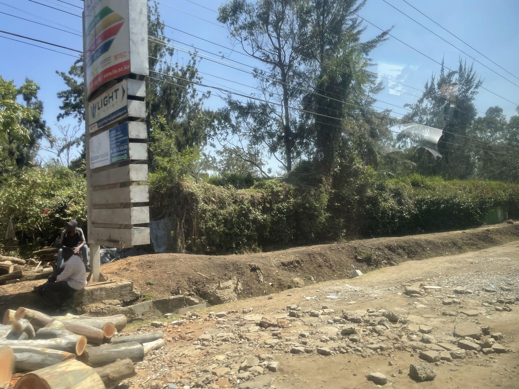 Street view near Tiwi lounge, Lang'ata — © ZWL (CC BY-SA · Mapillary)