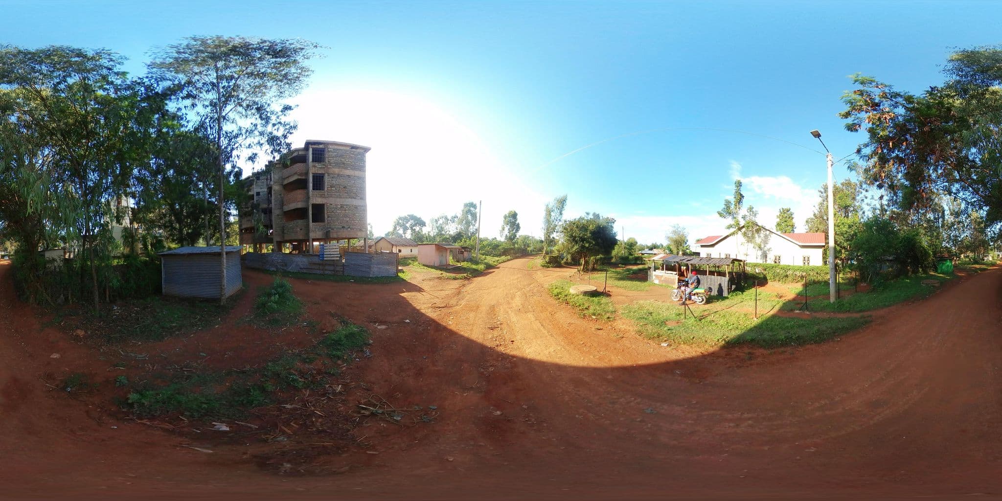Street view near Ben's place, Bondo — © quantiscale (CC BY-SA · Mapillary)